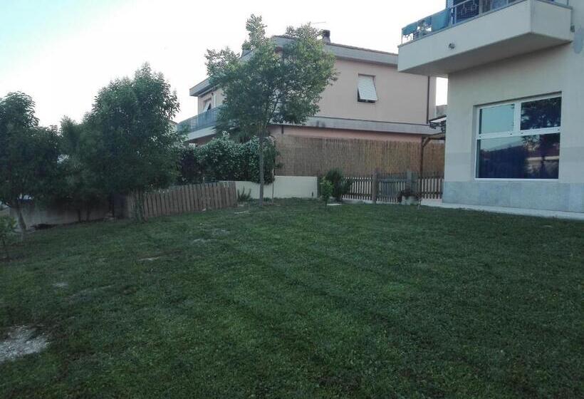 مبيت وإفطار Affittacamere Villa Zelinda