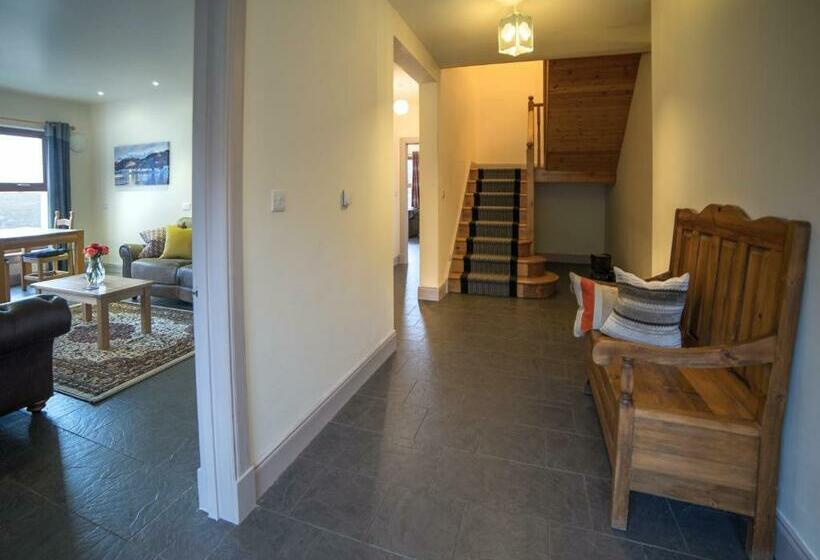 مبيت وإفطار Kirkaig Lodge