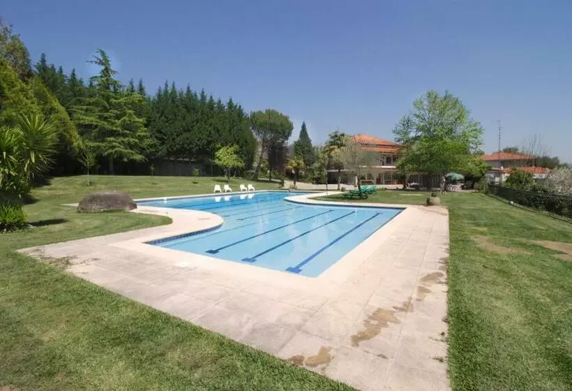 هتل Casa Do Lago