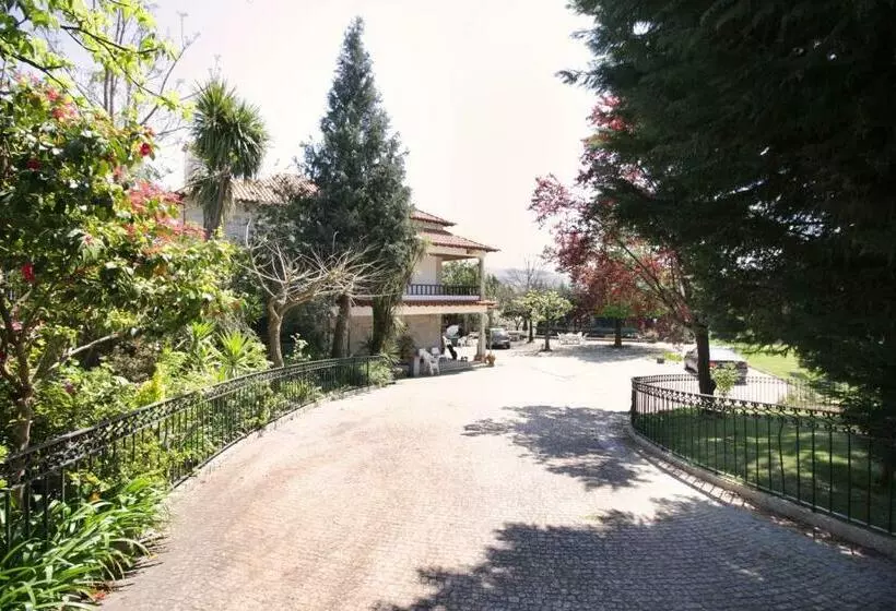 هتل Casa Do Lago
