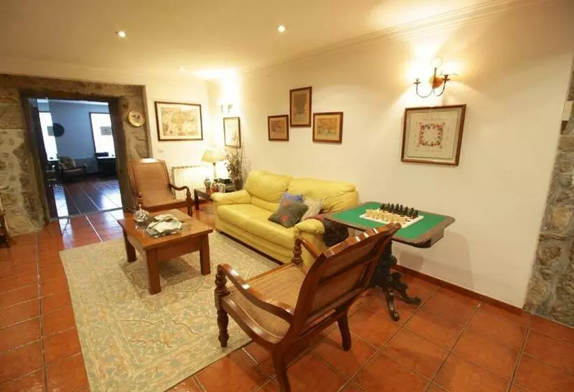 هتل Casa Do Lago