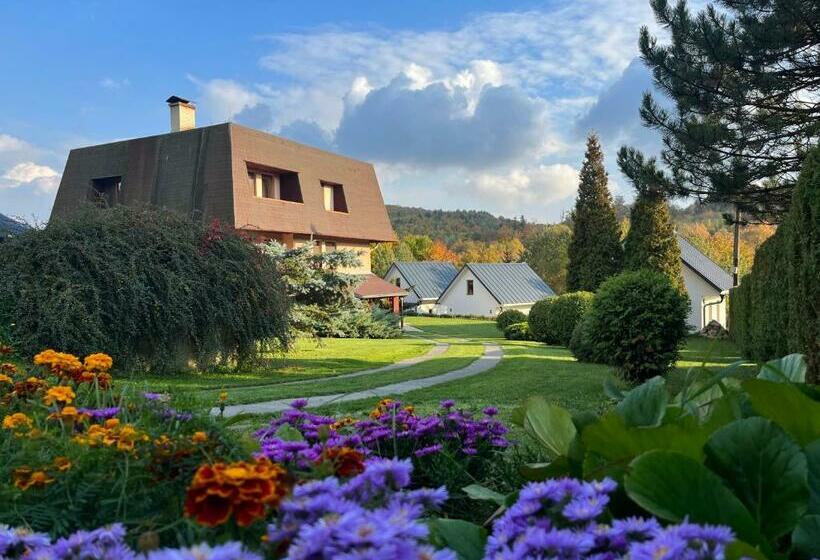 ペンション Ubytovanie Vážka