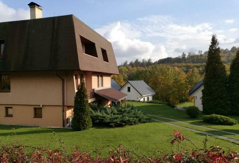 ペンション Ubytovanie Vážka