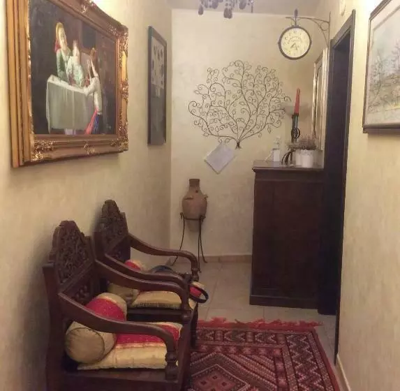 تختخواب و صبحانه Poesia