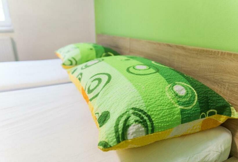 پانسیون Guest House Rosi