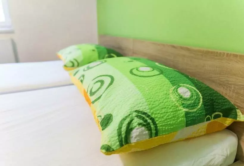 پانسیون Guest House Rosi
