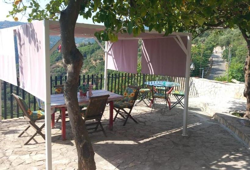 펜션 Loft Rosa Con Terrazza, Bagno Privato E Doccia Esterna