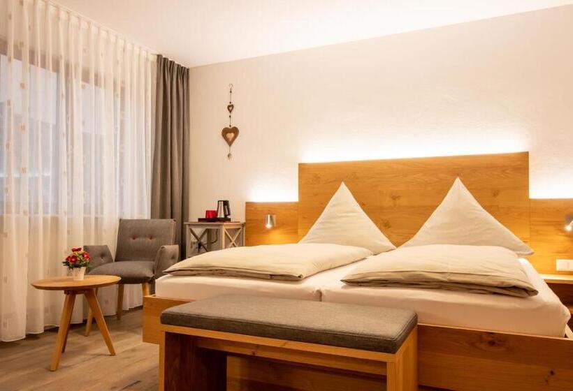 فندق صغير Zum Fässle