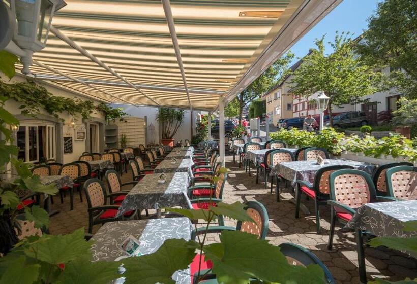 فندق صغير Zum Fässle