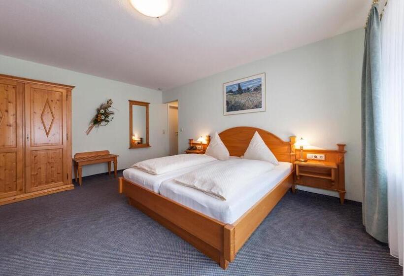 فندق صغير Zum Fässle