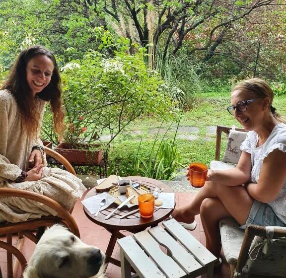 تختخواب و صبحانه L Uliveto D Argento