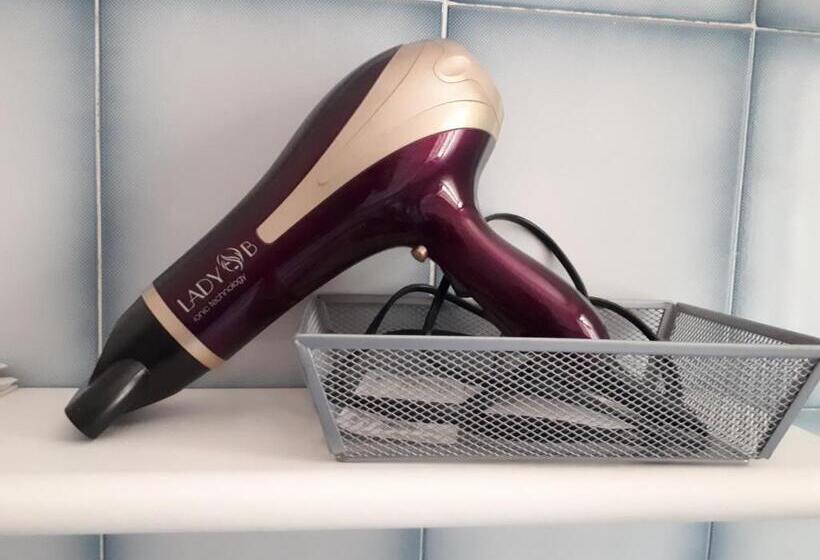 تختخواب و صبحانه L Uliveto D Argento