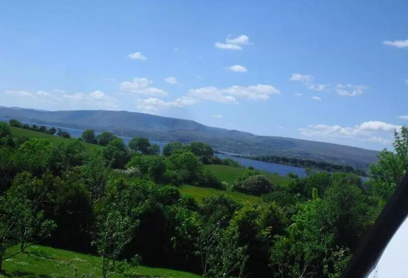 Devenish Lodge B&b