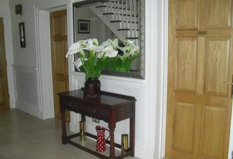 Devenish Lodge B&b