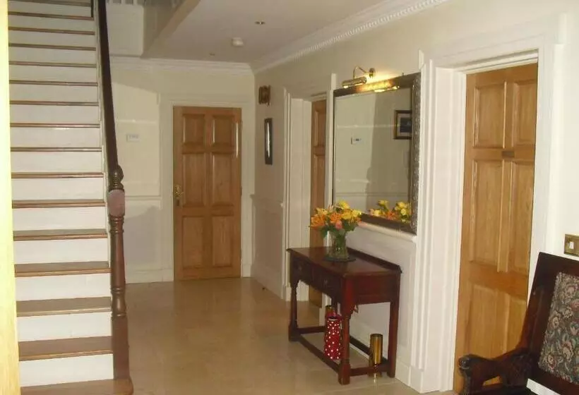 Devenish Lodge B&b