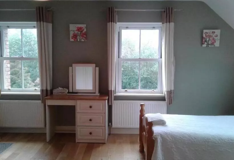 Devenish Lodge B&b