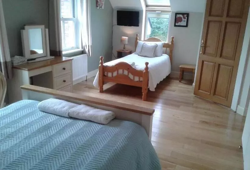 Devenish Lodge B&b