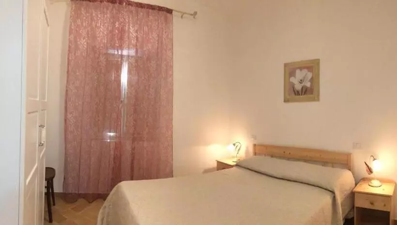 ホテル Agriturismo Le Catre