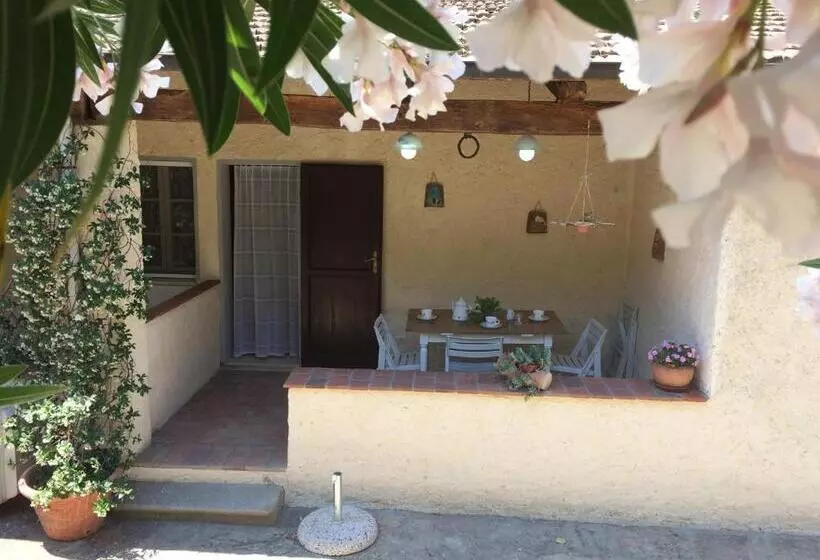ホテル Agriturismo Le Catre