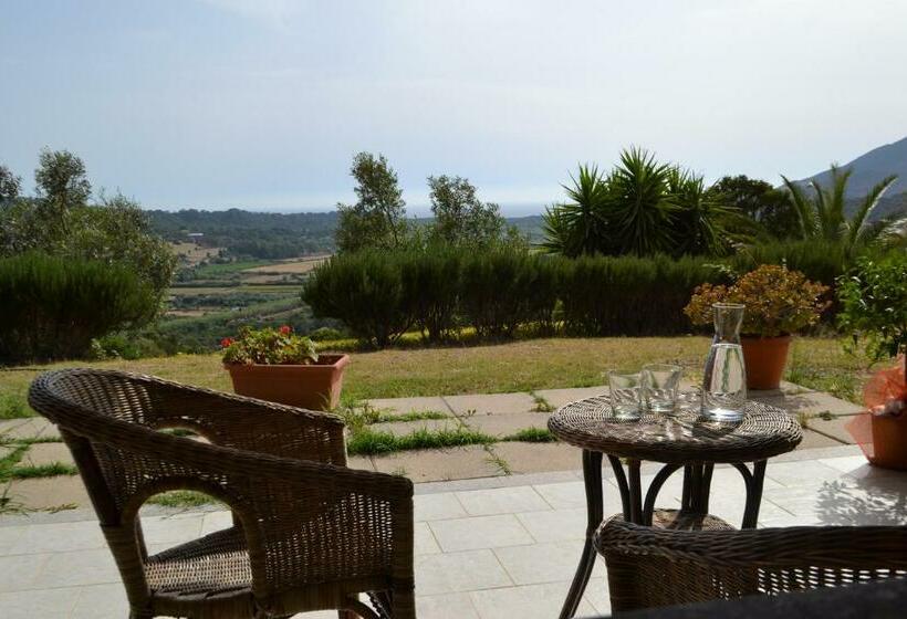 בית מלון כפרי Majori