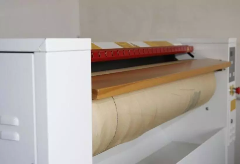 Hotelli Somisetty Landmark