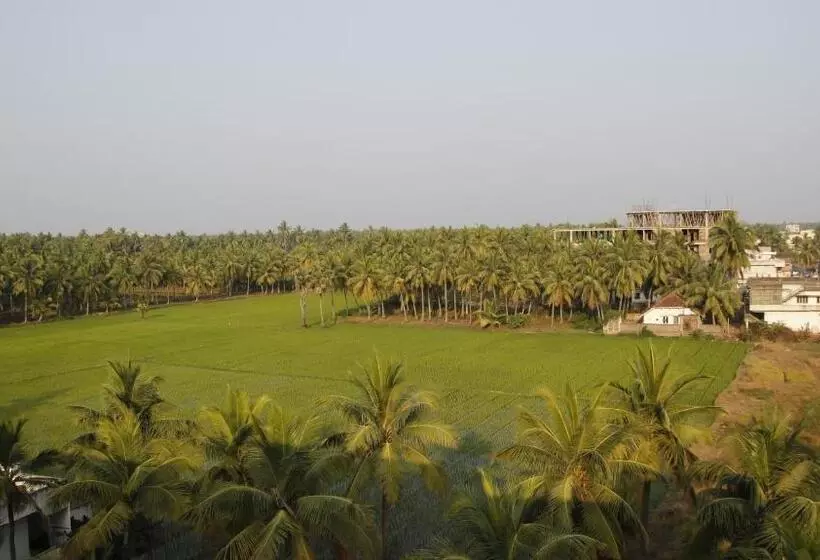 Hotelli Somisetty Landmark