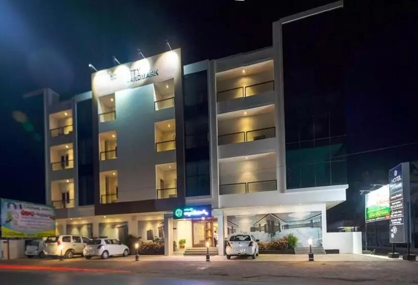 Hotelli Somisetty Landmark