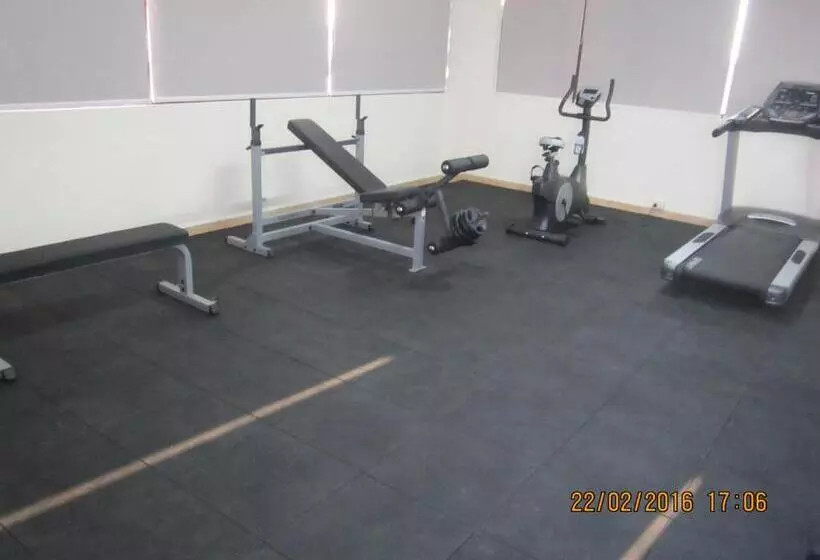 Hotelli Somisetty Landmark