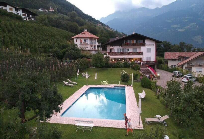 پانسیون Chalet Anna