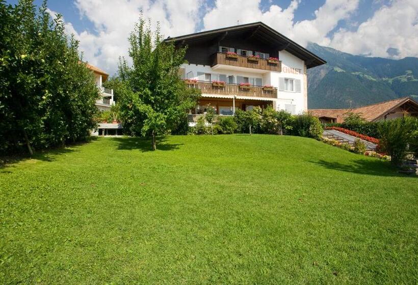 پانسیون Chalet Anna