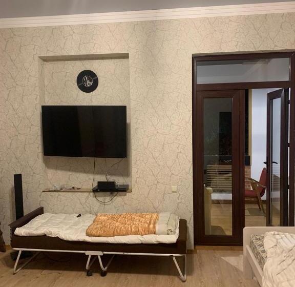 펜션 Guest House On Citrusovaya 4