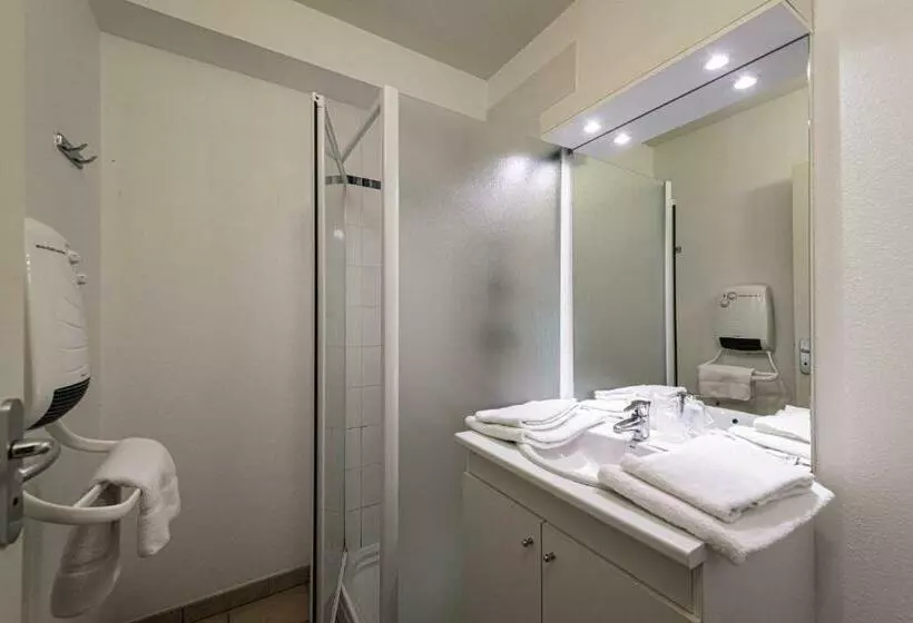 호스텔 Terres De France Le Domaine Du Golf