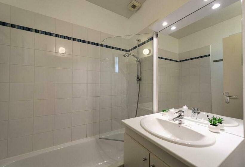 فندق صغير Terres De France  Le Domaine Du Golf