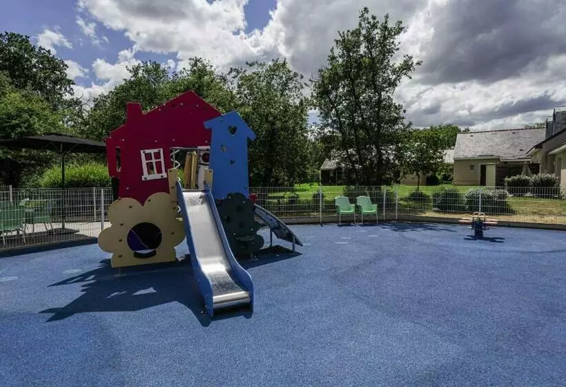 호스텔 Terres De France Le Domaine Du Golf