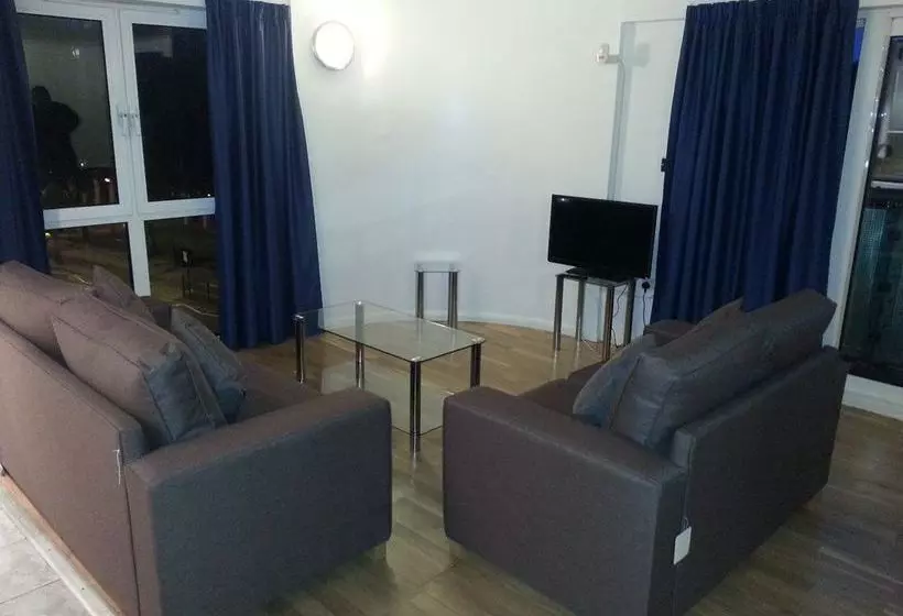 ホテル Access Apartments City