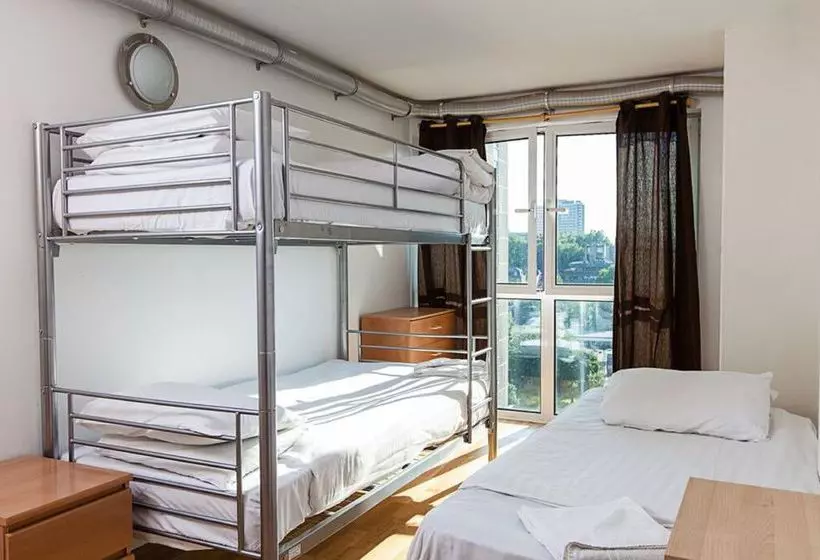 ホテル Access Apartments City