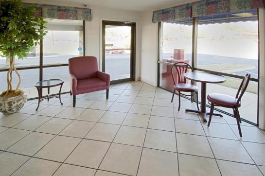 호텔 Daybreak Suites Extended Stay - Dothan