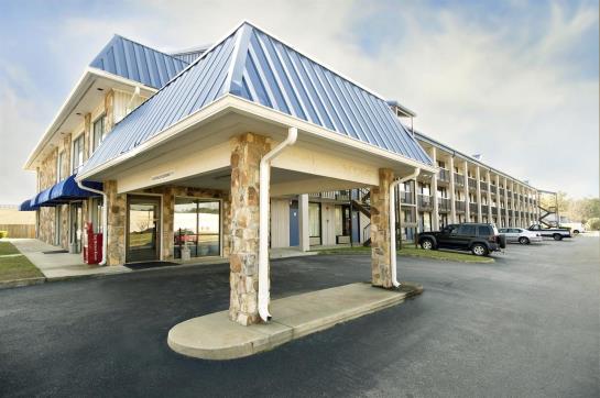 호텔 Daybreak Suites Extended Stay - Dothan