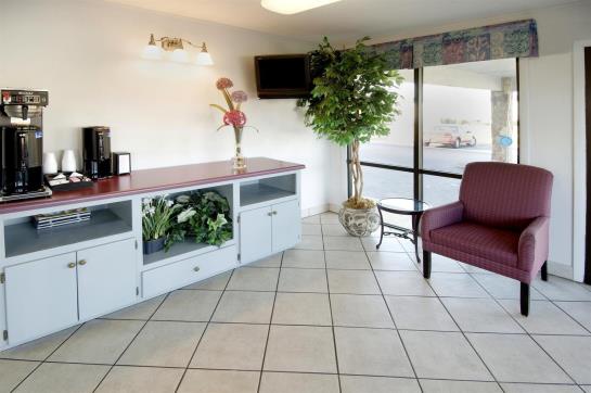 호텔 Daybreak Suites Extended Stay - Dothan