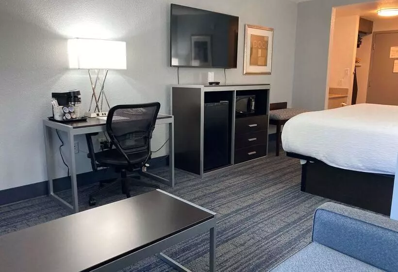 酒店 Best Western Plus Reading Inn & Suites