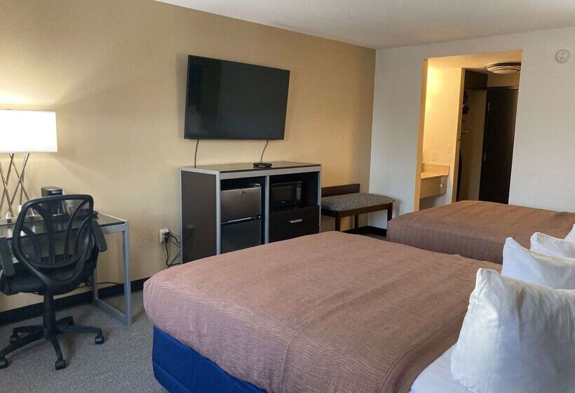 בית מלון כפרי Best Western Plus Reading Inn & Suites