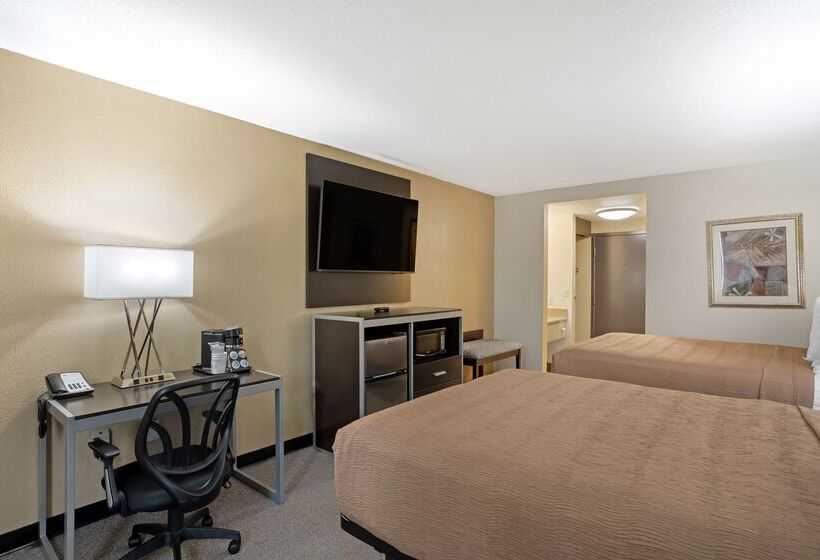 בית מלון כפרי Best Western Plus Reading Inn & Suites