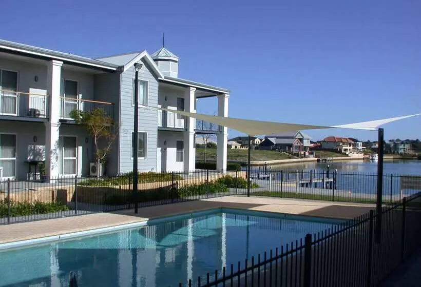 Hotel C Mandurah Apartment Resort