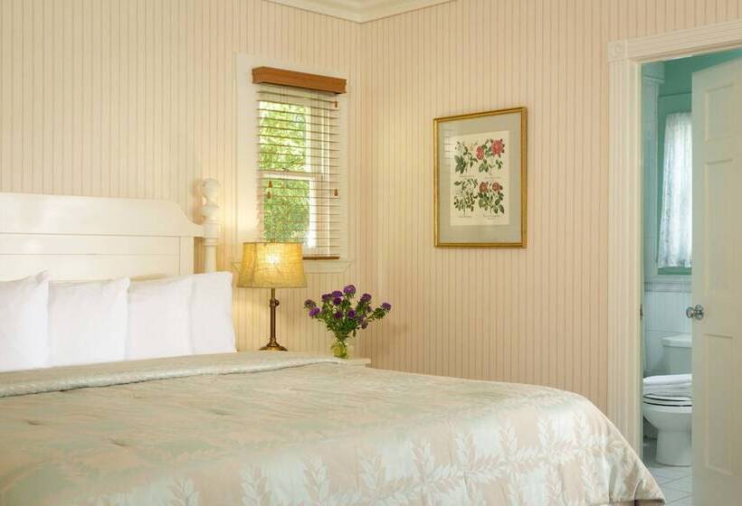 酒店 Cheshire Cat Inn & Cottages