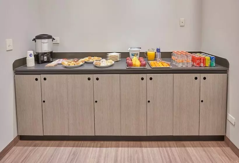 酒店 City Express Junior By Marriott Mexicali