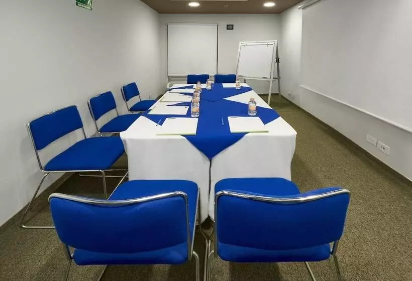 酒店 City Express Junior By Marriott Mexicali