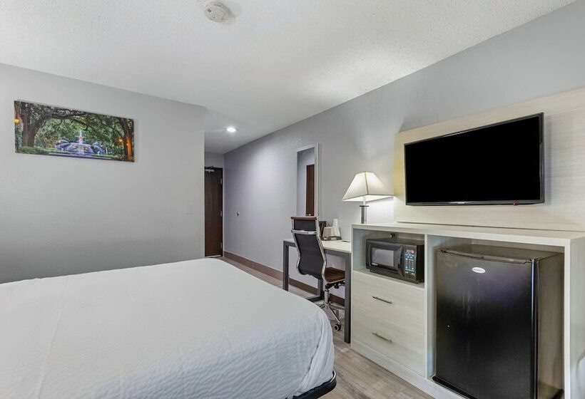 酒店 Days Inn By Wyndham Savannah Gateway I95