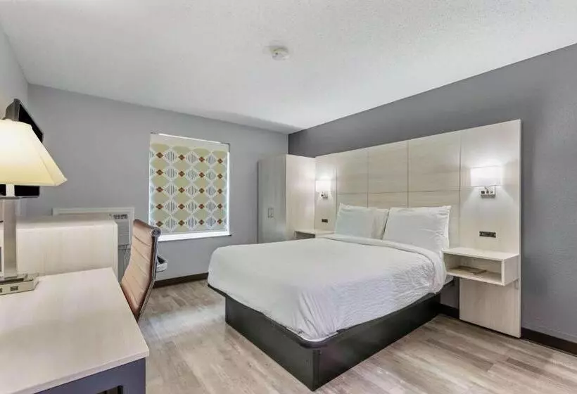 酒店 Days Inn By Wyndham Savannah Gateway I95