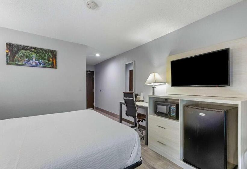 酒店 Days Inn By Wyndham Savannah Gateway I95