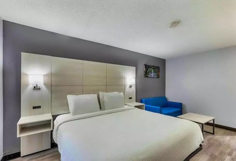 酒店 Days Inn By Wyndham Savannah Gateway I95